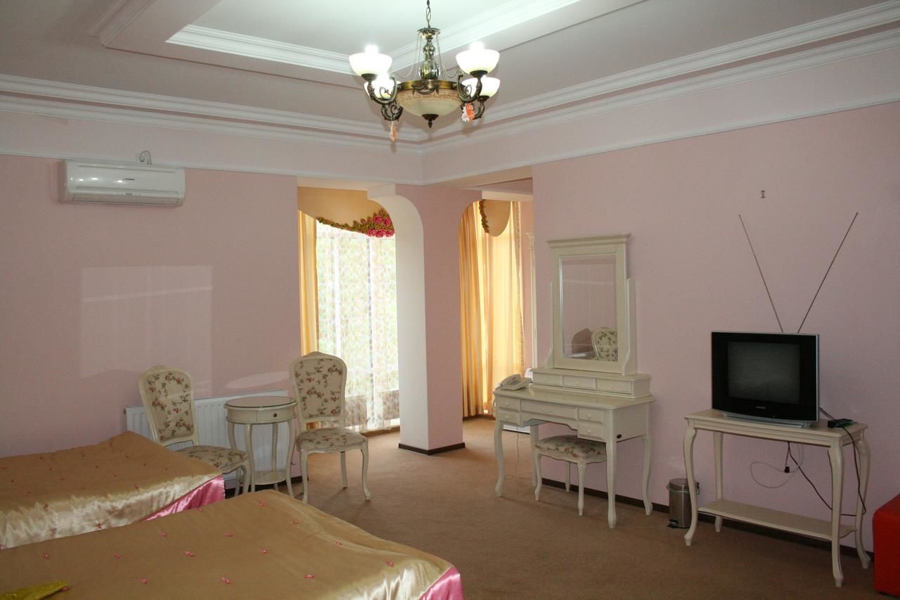 Отель Altin Palace Comrat